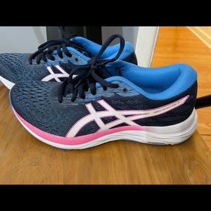 ASICS gel excite 7